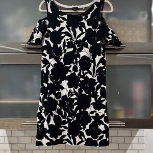 Ann Taylor Black White Floral Cold Shoulder Dress – Size M